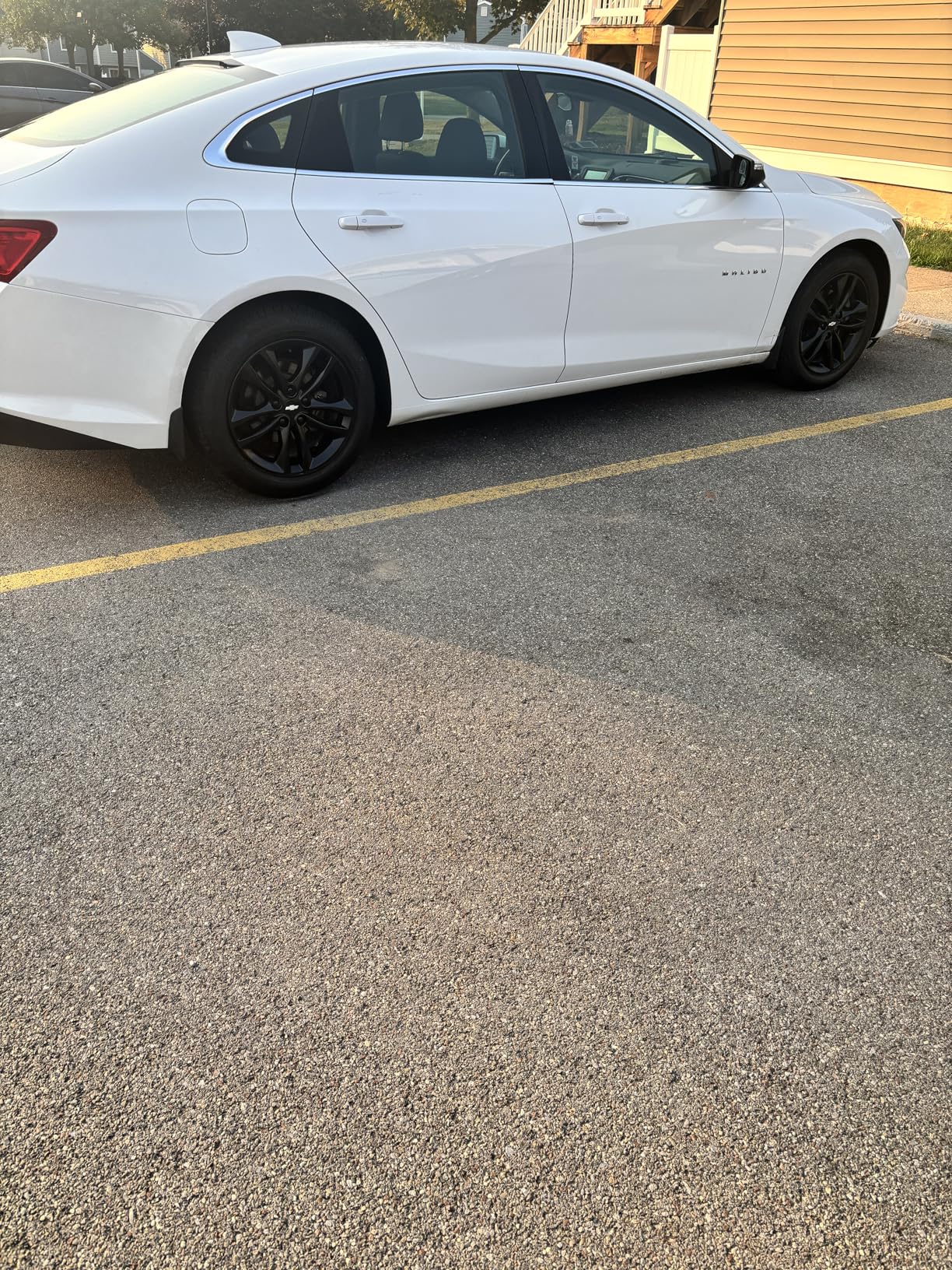 General Motors 4ea Set 22791586 Chevrolet Camaro Genuine Gloss Black Bowtie Wheel Center Cap customer photo 1