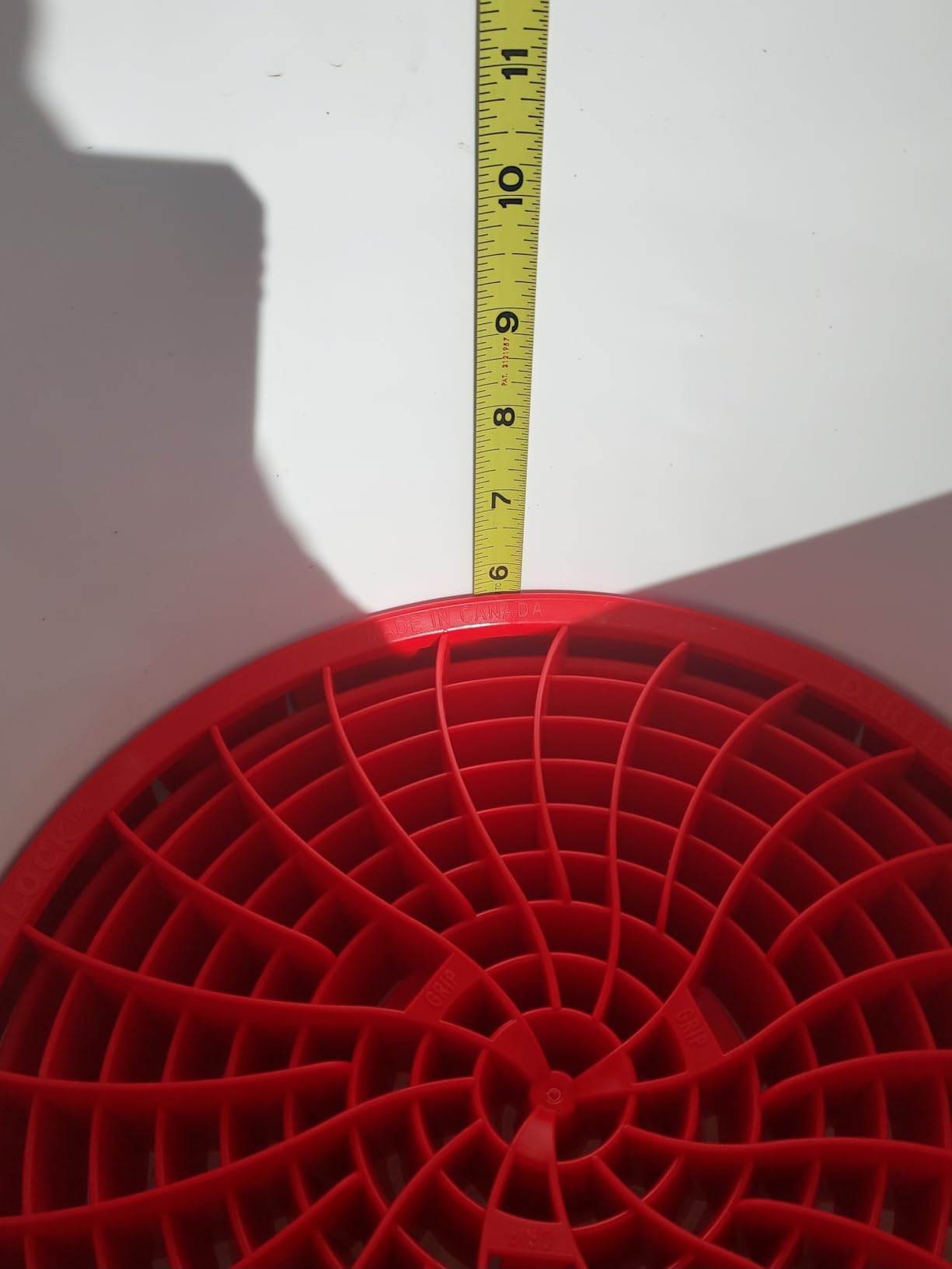 DETAIL GUARDZ Dirt Lock Car Wash Insert - Bucket Filter for 3-8 Gallon Round Pails - Traps Debris, Prevents Swirl Marks - Self-Locking Rubber Grips, Venturi Flow, Cleaning Tool (Blue) customer photo 2