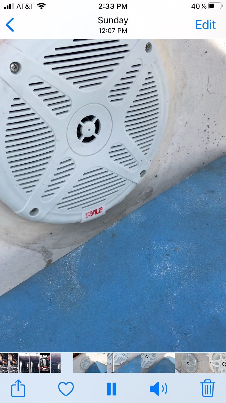 Pyle 6.5 Inch Marine Speakers (Pair) - 2-way IP-X4 Waterproof and Weather Resistant Outdoor Audio Dual Stereo Sound System with 600 Watt Power and Low Profile Design - Pyle PLMR652W (White) customer photo 2