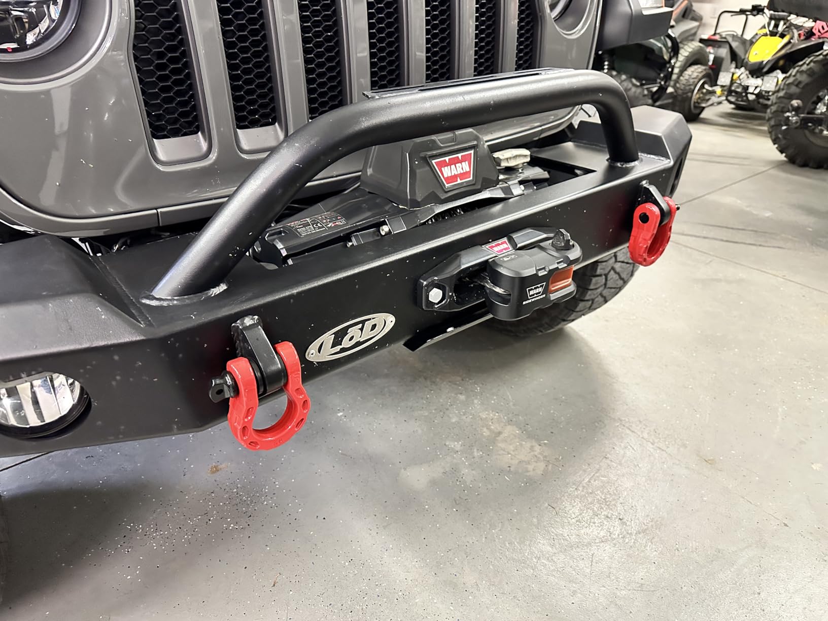 GearAmerica Mega D-Ring Shackles - 68,000 lbs Towing Capacity - Stronger Than 3/4