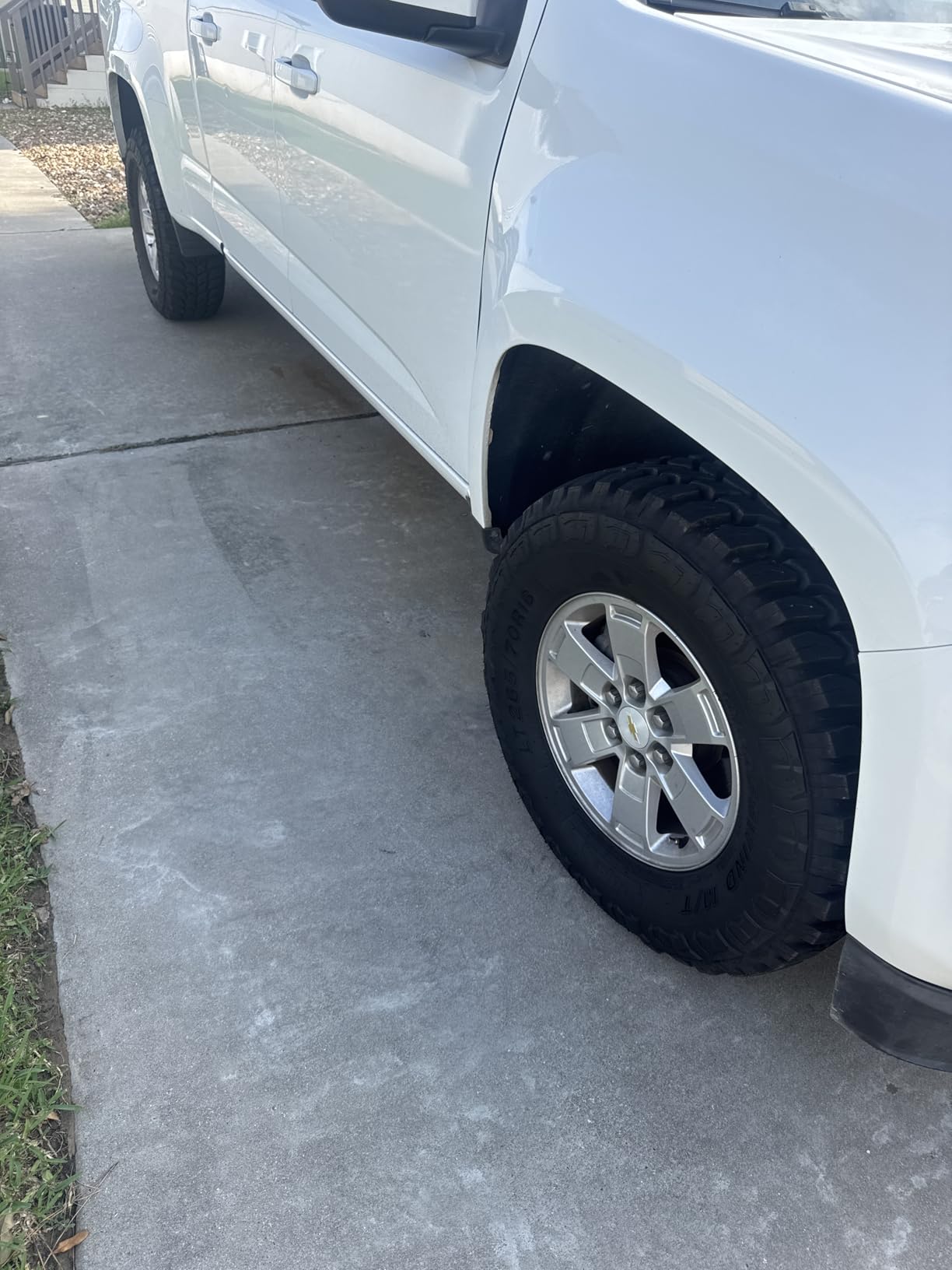 Crosswind M/T Mud Off-Road Light Truck Radial Tire-LT265/70R16 265/70-16 110/107Q Load Range C LRC 6-Ply BSW Black Side Wall customer photo 1