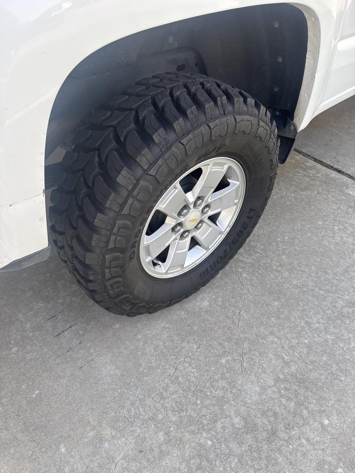 Crosswind M/T Mud Off-Road Light Truck Radial Tire-LT265/70R16 265/70-16 110/107Q Load Range C LRC 6-Ply BSW Black Side Wall customer photo 2