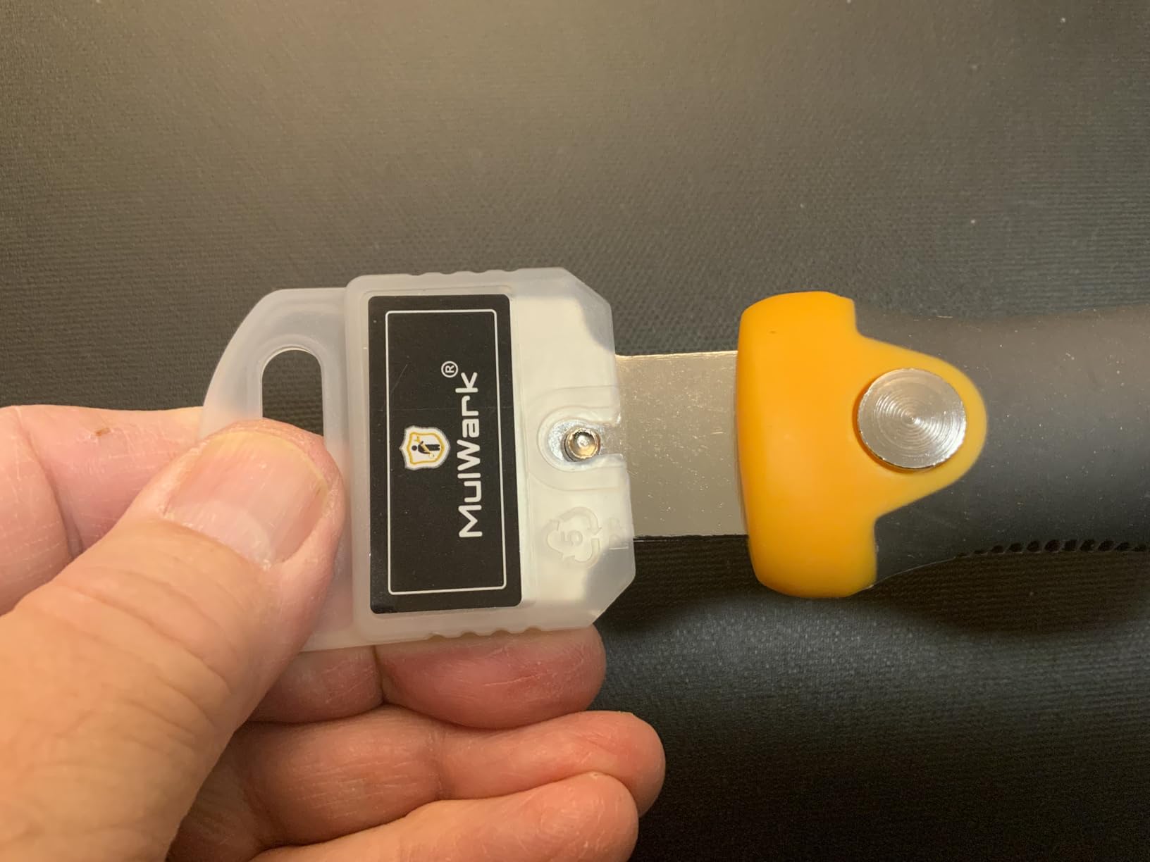 MulWark Razor Blade Scraper | 2 Handles Razor Scraper Set With Extra 12pcs Blades Heavy Duty Paint & Glass Scraper Tool With Extendable Handle for Windows, Oven Cleaning & Surface Prep customer photo 2