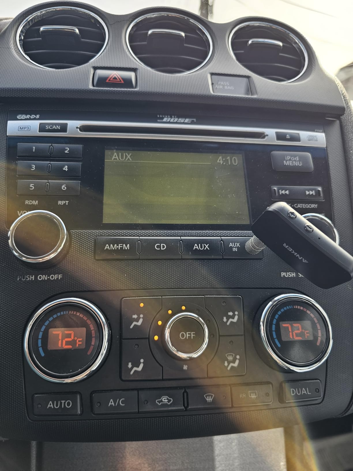 Anker Soundsync Bluetooth Receiver for Music Streaming with Bluetooth 5.0, Dual Device Connection, Handsfree Calls, 12-Hour Battery Life, for Car & Home Stereo customer photo 1