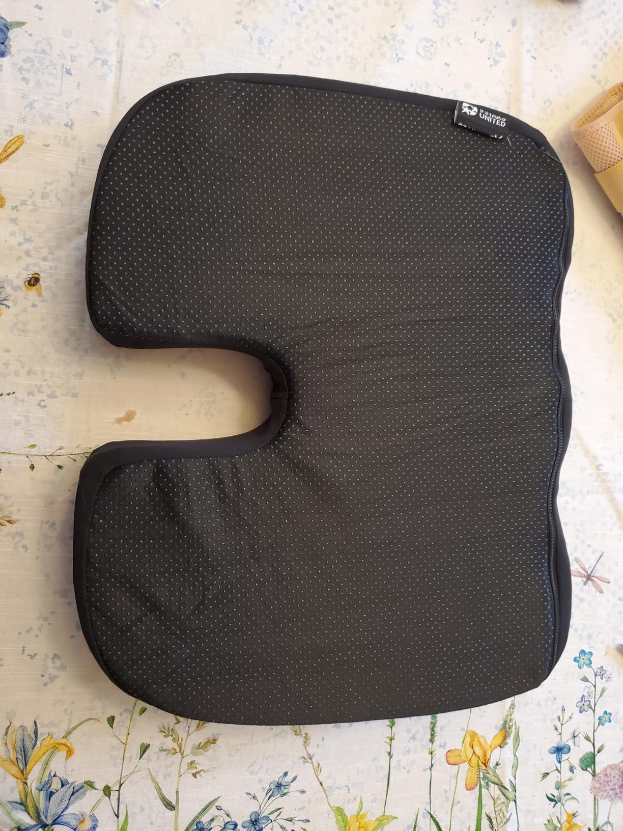 Seat Cushion for Office Chairs - Tailbone, Coccyx Pain Relief - Butt, Pressure & Sciatica Relief - Gaming, Wheelchair, Car & Desk Pillow customer photo 2