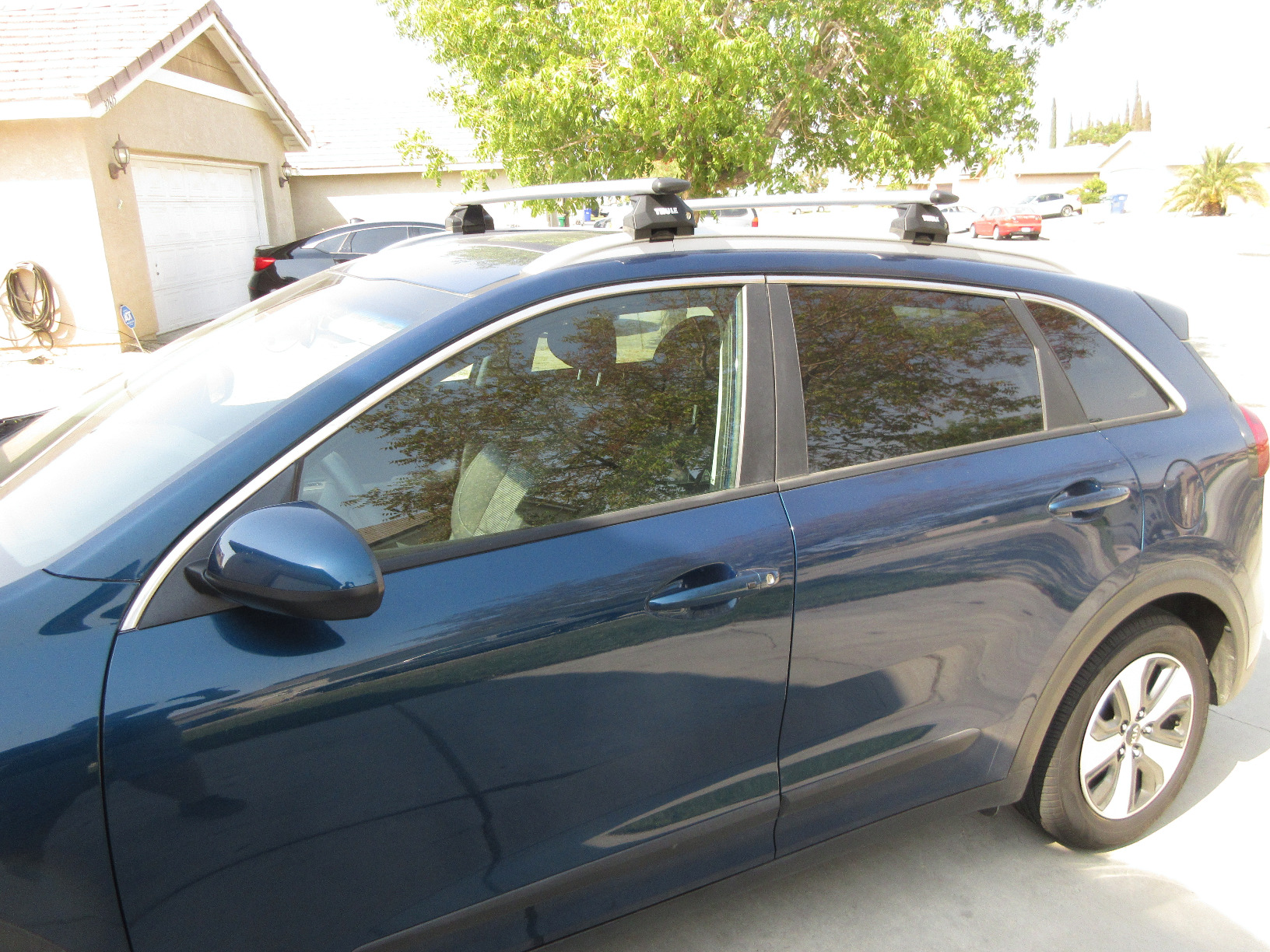 Thule Wingbar Evo 135, Black - Premium Aerodynamic Crossbar System for Roof Rack Applications customer photo 1
