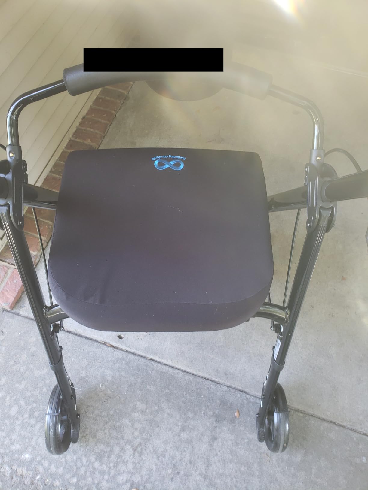 Everlasting Comfort Ventilated Wheelchair Cushions for Pressure Relief - Gel Memory Foam Wheel Chair Seat Cushion Pad for Seniors and Adults & Pain Relief - Soft Non-Slip Cover - Office Accessories customer photo 2