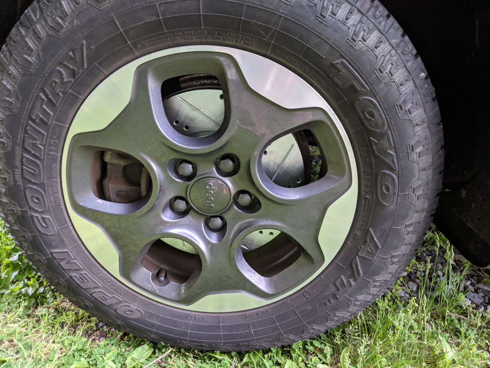 R1 Concepts Front and Rear Brake Kit For 2011-2016 BMW 528i| Drilled Slotted Brake Rotors| Ceramic Brake Pads and Rotors Kit| Sensor included customer photo 2