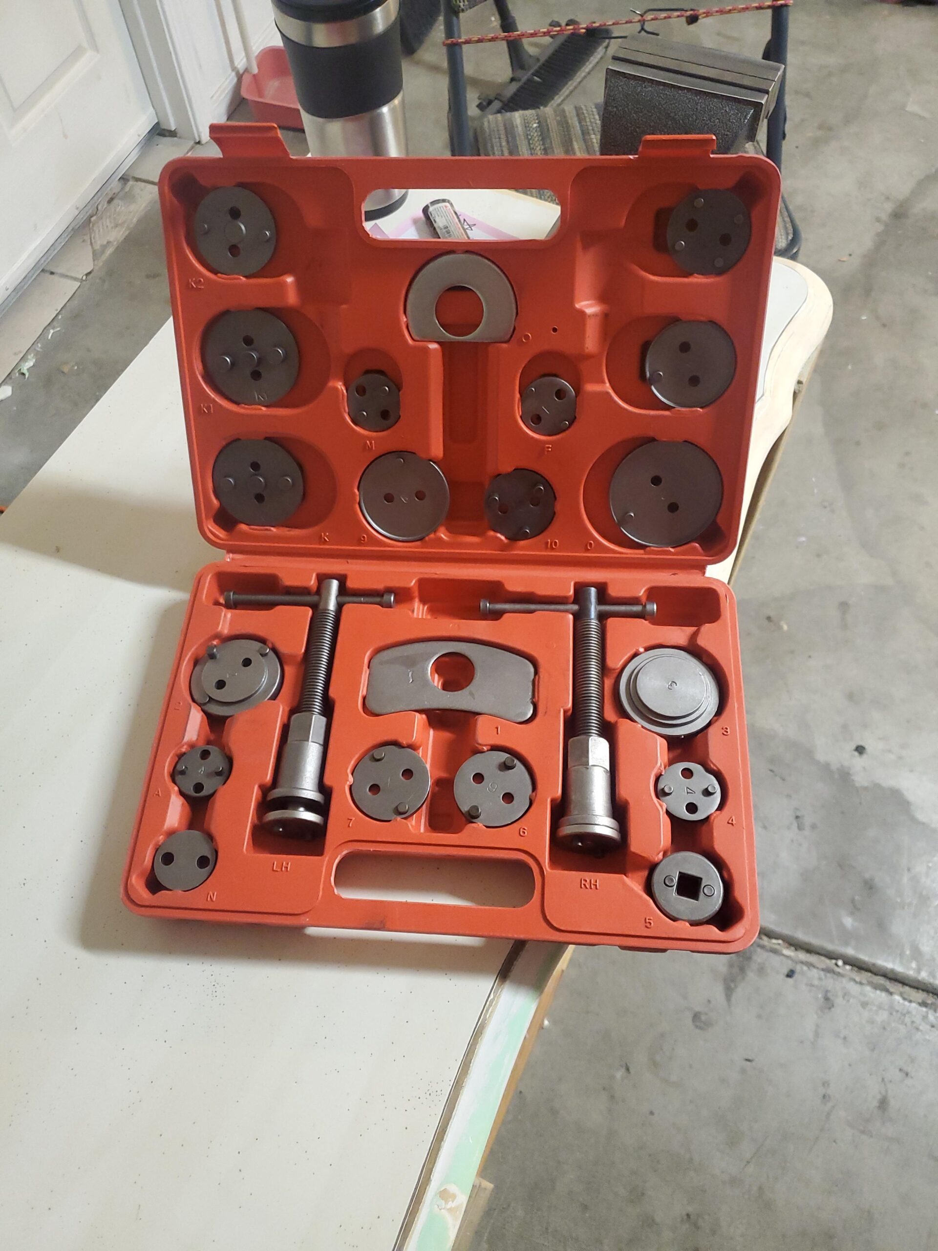 MOSTPLUS Universal Disc Brake Caliper Wind Back Tool and Piston Compression Sets-26 Pieces (Red) customer photo 1