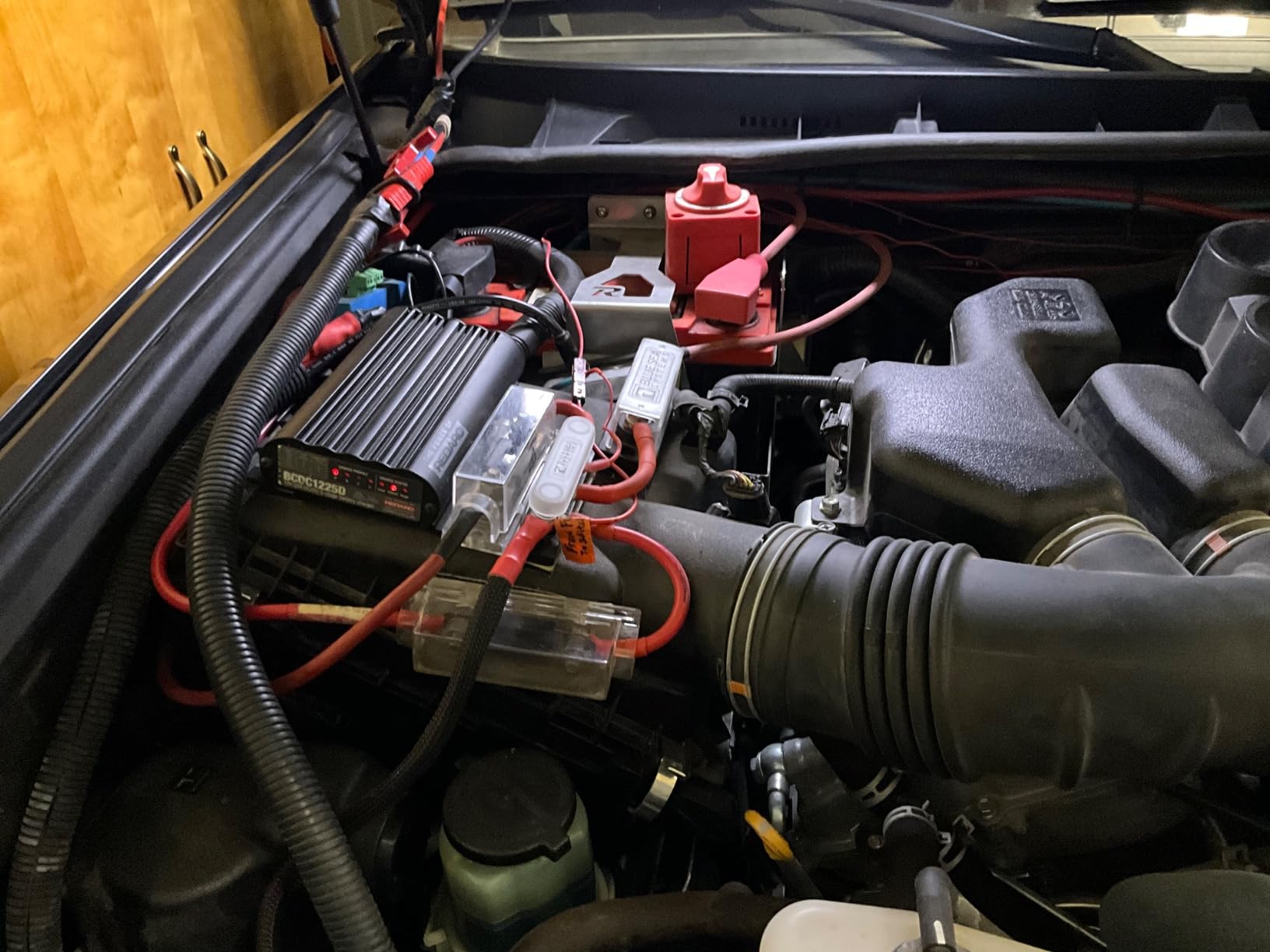 REDARC Dual Input 50A in-Vehicle DC to DC Battery Charger with MPPT Solar Regulator, Green Power Priority, 12V/24V Compatible, for Lithium, AGM, Gel, Lead Acid, Calcium, LiFePO4 Batteries customer photo 2