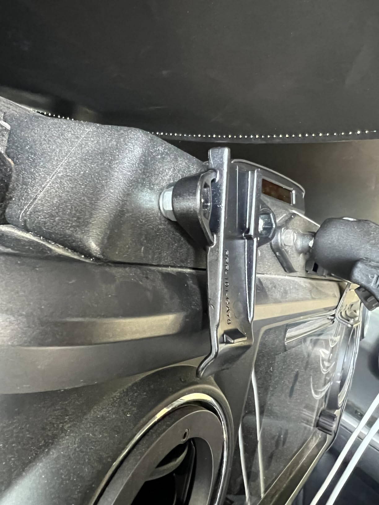 RAM Mounts Spine Clip Holder with Ball for Garmin Handheld Devices RAM-B-202-GA76U with B Size 1