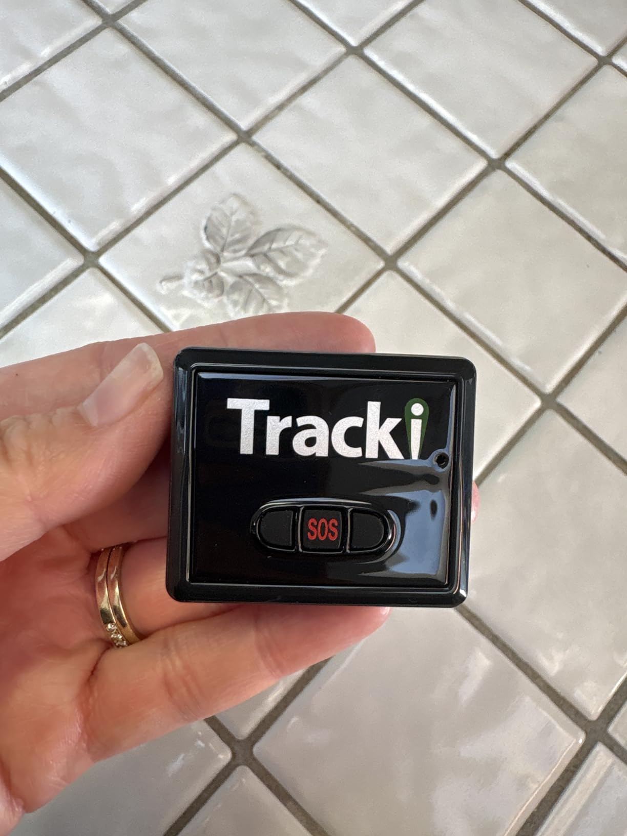 Tracki GPS Tracker for Vehicles - Real-Time 4G LTE Assets & Car Tracking Device with App, Magnetic Mount, Compact Design, Worldwide Coverage - iOS & Android (Subscription Required) customer photo 2