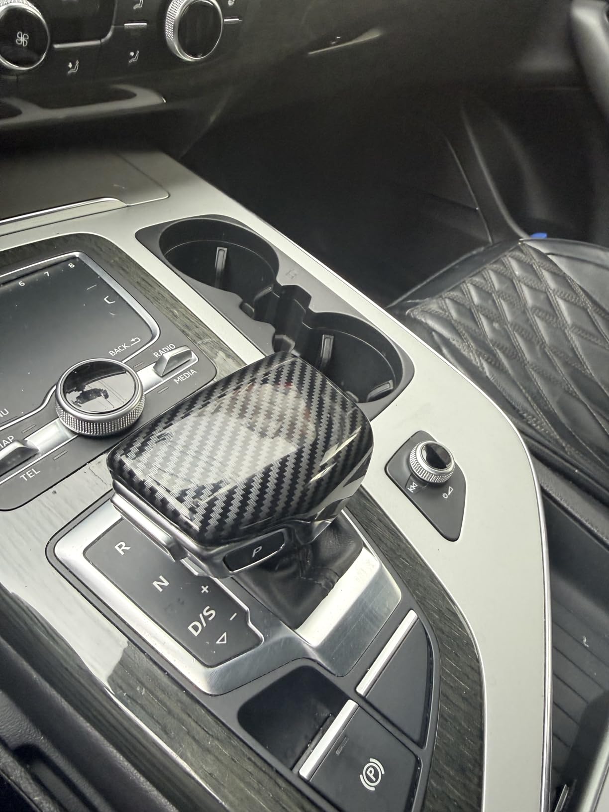 ZiWen Sport Style Carbon Fiber Print Gear Shift Knob Cover Trim for Audi A4 B9 A5 Q5 Q7 S4 S5 SQ5 customer photo 1