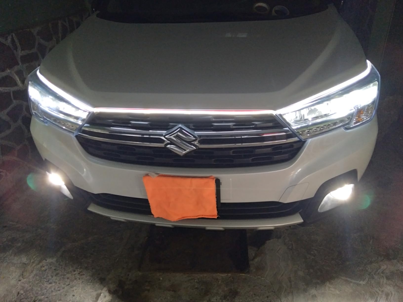 OSRAM LEDriving HL Gen2, H4, LED High/Low Beam Lamps, Off-road only, non ECE, Folding Carton box (2 units), white customer photo 1