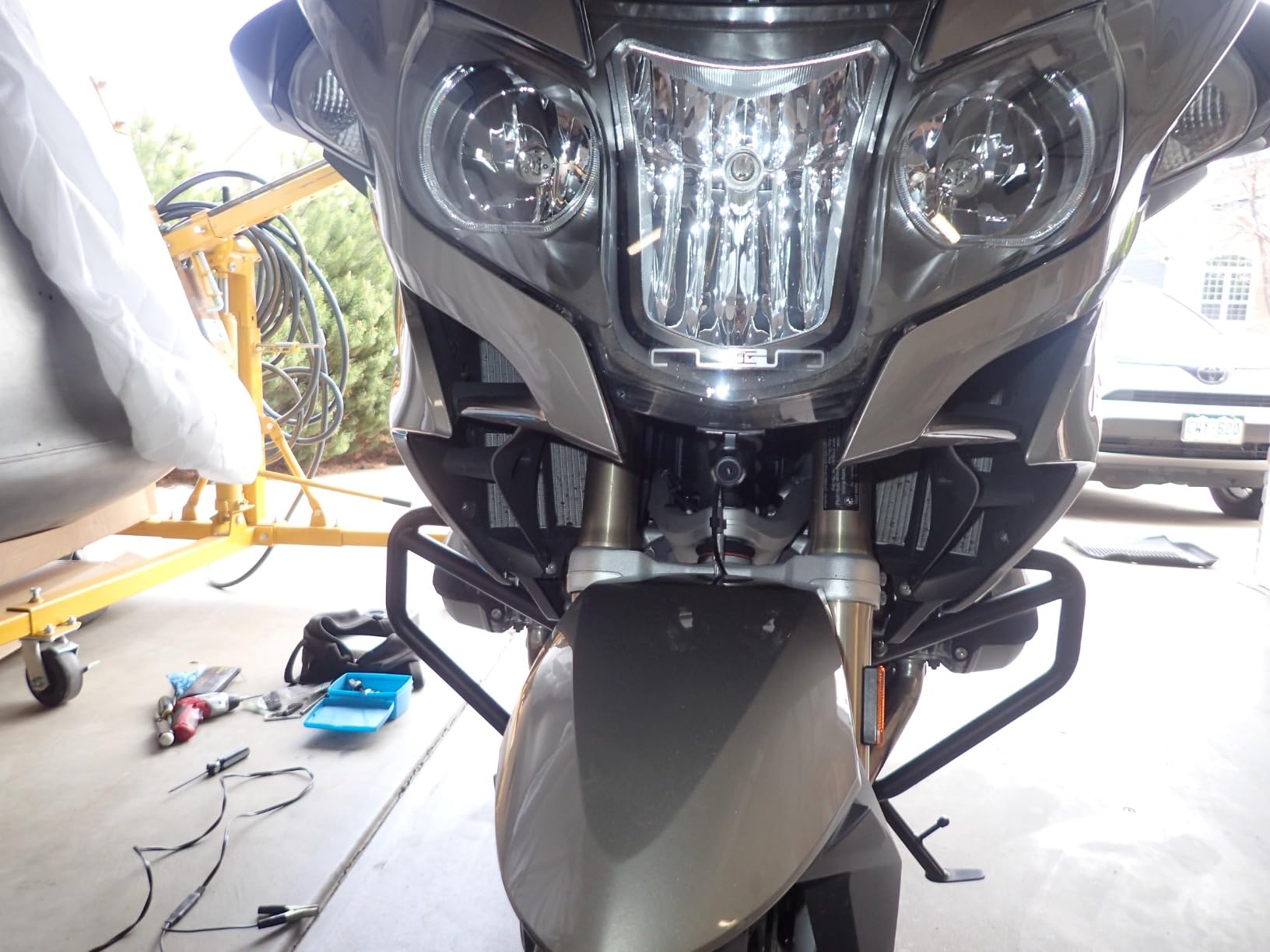 VSYSTO WiFi Motorcycle Dash Cam, 2 Channels 130° Wide Angle Lens Starlight Night Vision Front & Rear HD 1080P Camera Motorbike DVR System, G-Sensor, Loop Recording (Black-D6L) customer photo 2