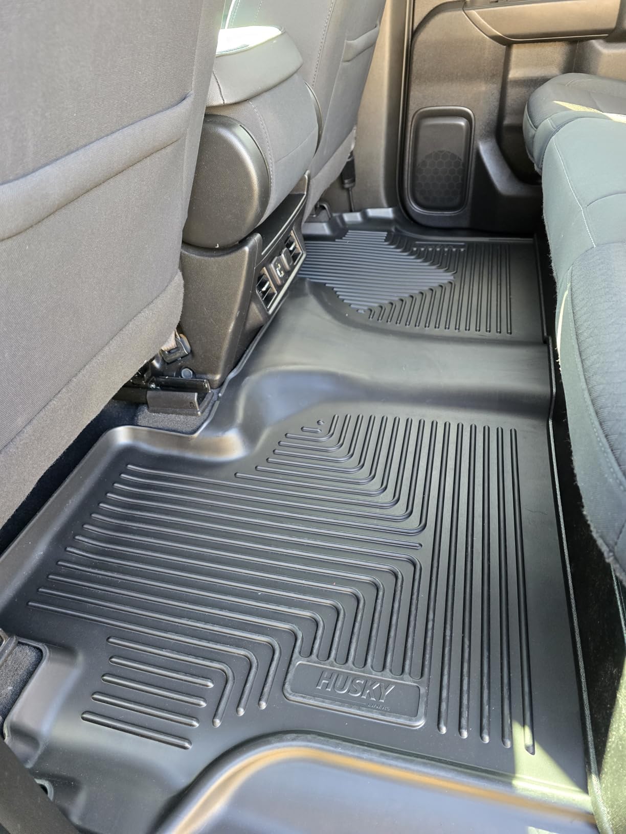 Weatherbeater Floor Mats | Fits 2019 - 2025 Chevrolet Silverado & GMC Sierra 1500; 2020-2025 Silv./Sierra 2500/3500 Crew Cab w/Carpet & Underseat Stg | Front & 2nd Row, 3-pc Black - 94021 customer photo 2