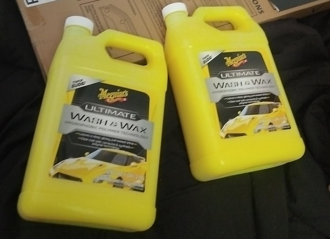 Meguiar's Ultimate Wash and Wax, Car Wash Soap and Wax Cleans & Shines in One Step, Shine & Protect with an Enhanced pH Balanced Car Paint Cleaner, 1 Gallon customer photo 2