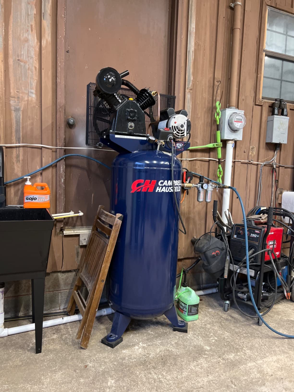 Campbell Hausfeld 60-Gallon 2-Stage Air Compressor, 175 PSI, 230V customer photo 1