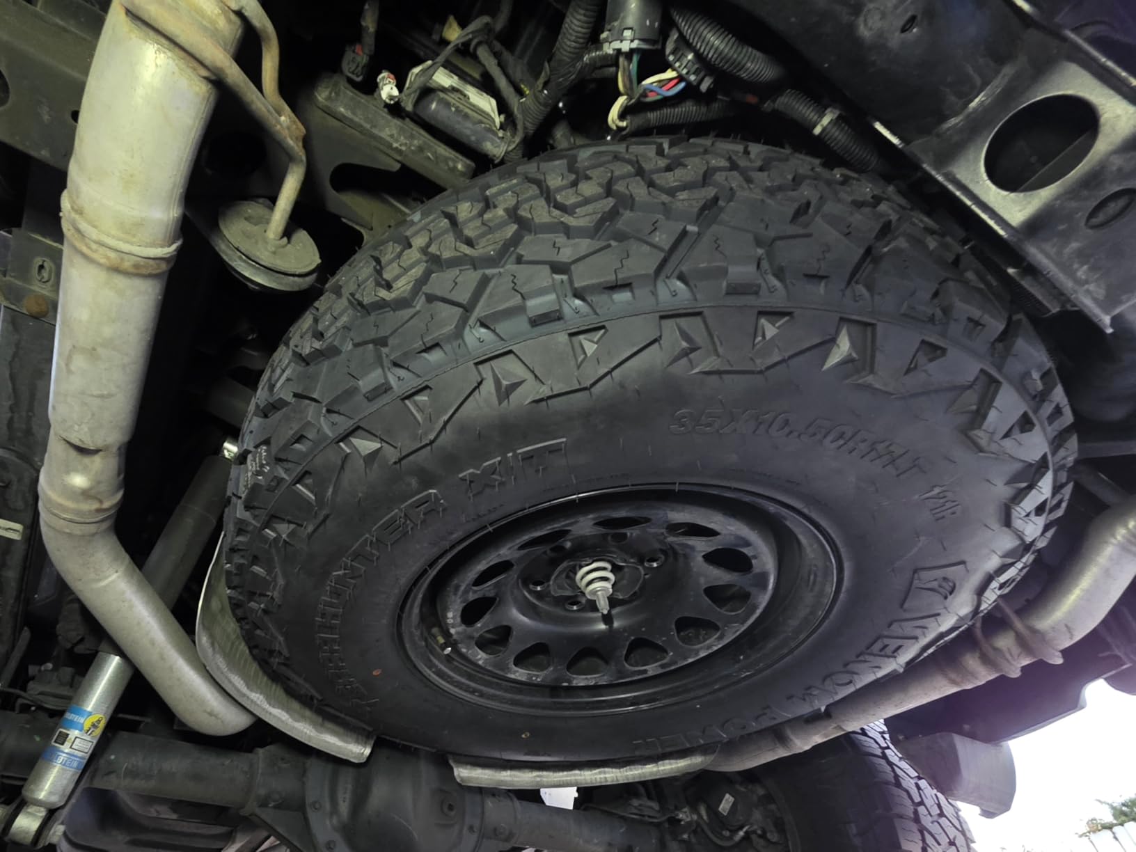 Venom Power Terra Hunter X/T XT All-Terrain Mud Light Truck Radial Tire-LT285/55R20 122/119S Load Range E LRE 10-Ply BSW Black Side Wall customer photo 1