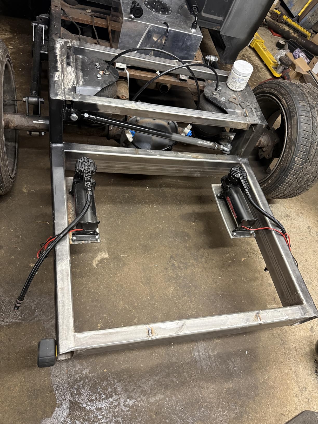 Parallel 4-Link Suspension Kit, Universal Weld-On 24