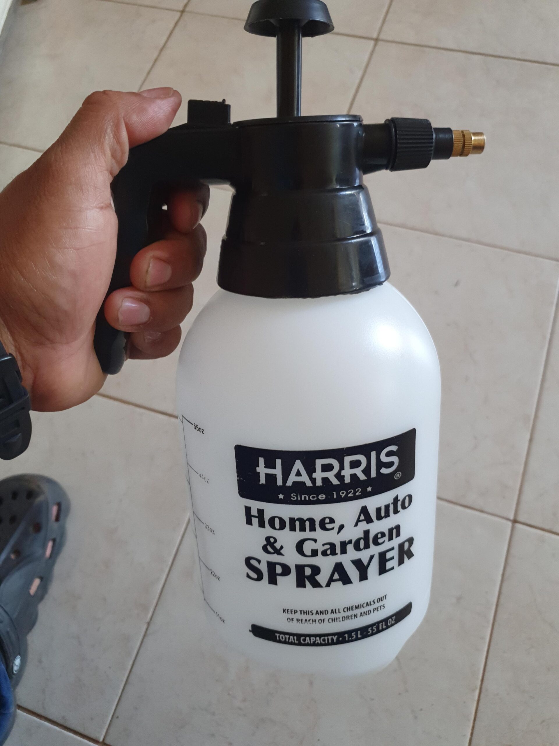 HARRIS Continuous Hand Pump Pressure Sprayer for Home, Lawn, Garden, Car Detailing and More, 1.5L customer photo 1