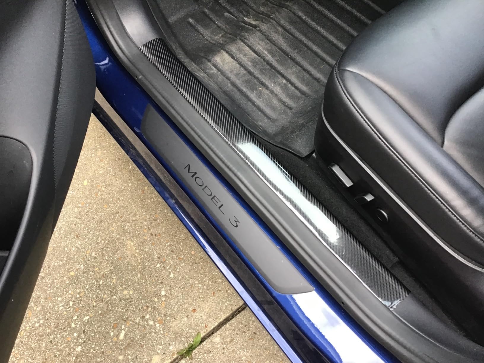 Storystore Universal Door Edge Guard & Sill Protector, Anti-Collision Strip for Door Edge & Bumper, Fits Most Cars, Transparent (2.7In x 33Ft) customer photo 1