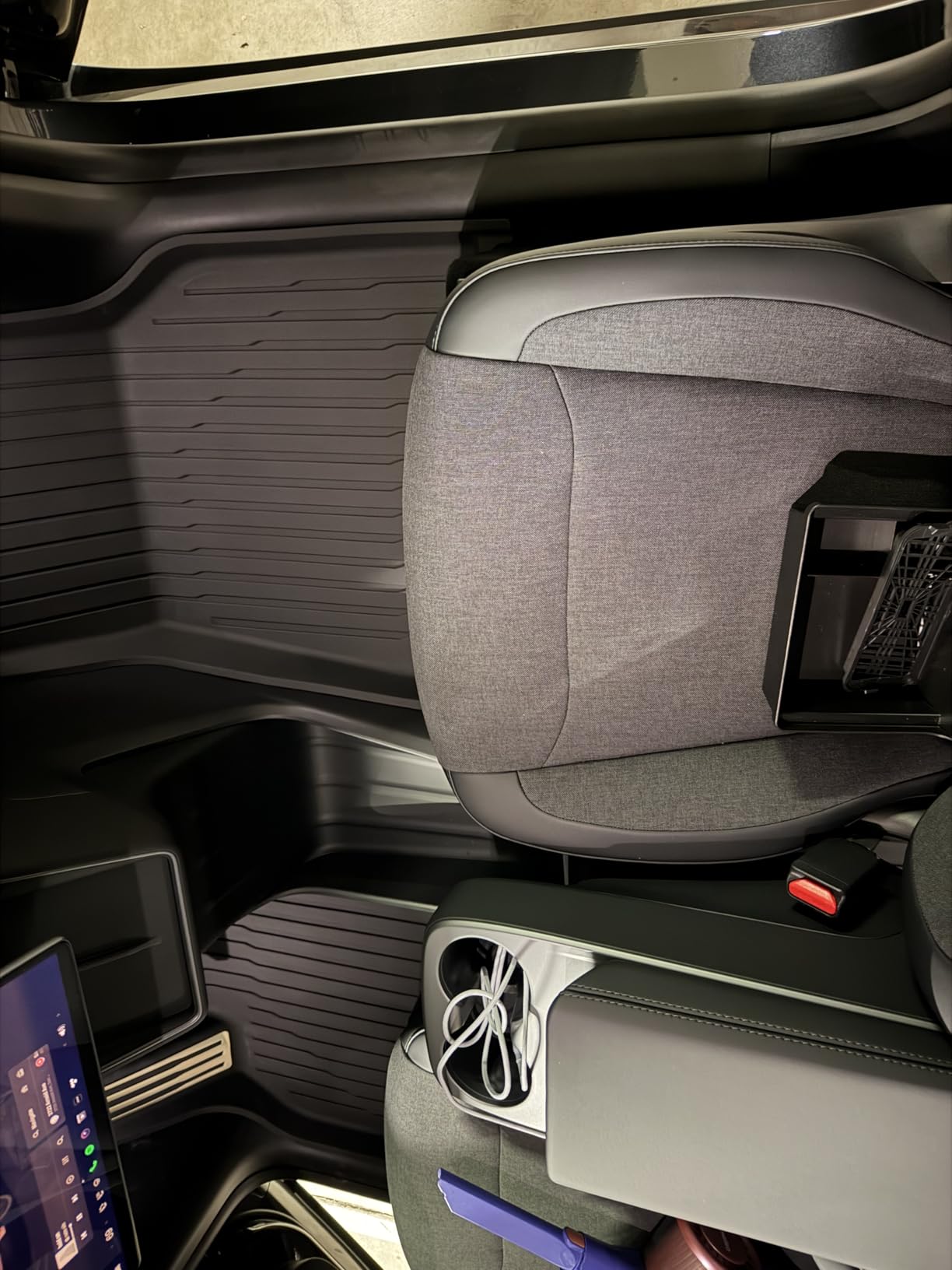 Upgrade Floor Mats for Tesla Model Y Juniper Accessories 2025-2026 (5-seater), All-Weather TPE Waterproof Wear-resistant Heavy Duty Floor Liners Front & Real Seat Floor Mats Frunk Trunk Mats 6Pcs customer photo 1