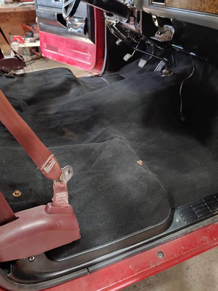 ACC Replacement Carpet Kit for 1981 to 1986 GMC Standard Cab Pickup Truck, 4 Wheel Drive, Automatic (840-Navy Plush Cut Pile) customer photo 2