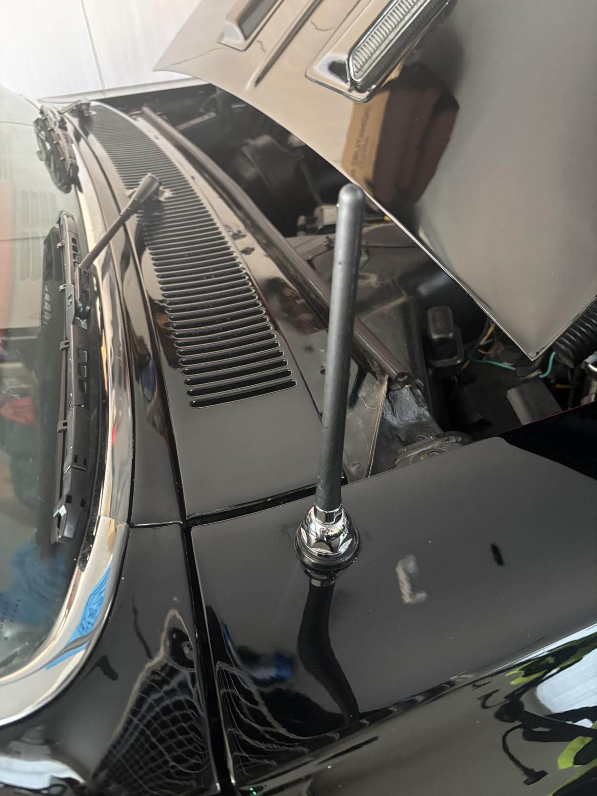 Votex Black Short Rubber 6 3/4 Inch Universal Antenna Kit - Car Wash Proof, Easy Setup, Enhanced Reception with Copper Coil, Stainless Steel Threading, Flexible & Durable Fits Cars, Trucks, SUVs customer photo 2