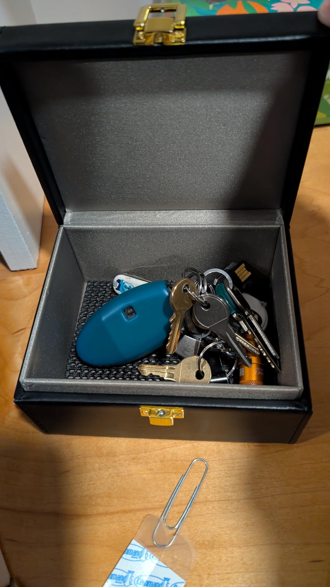 briidea Faraday Box Key Fob Protector, RFID Signal Blocking Box, Faraday Box Signal Blocking Shielding Box for Car Key (Capacity(5-8Keys)) customer photo 2