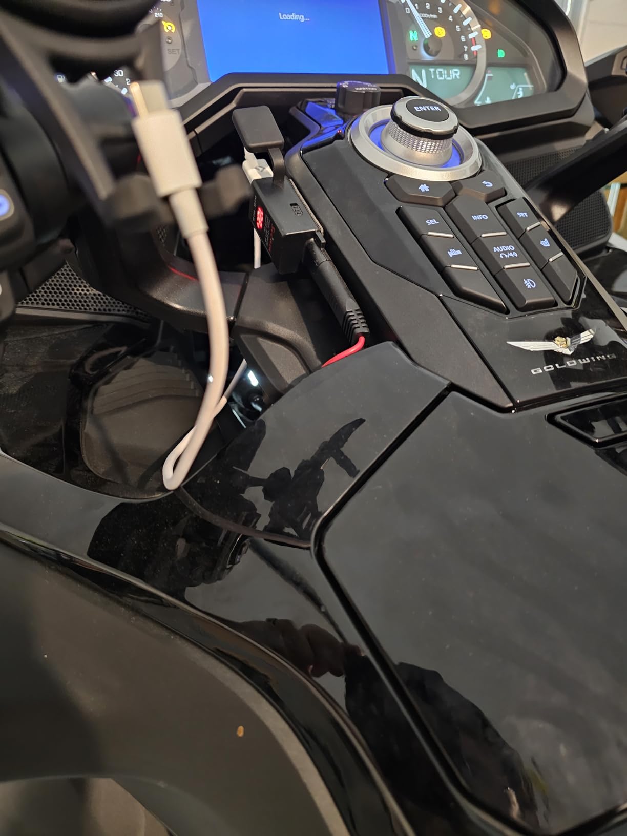 4.8A Motorcycle USB Charger, Quick Disconnect SAE to Dual USB Adapter Motorcycle Phone Charger, with LED Voltmeter & ON/Off Switch customer photo 2