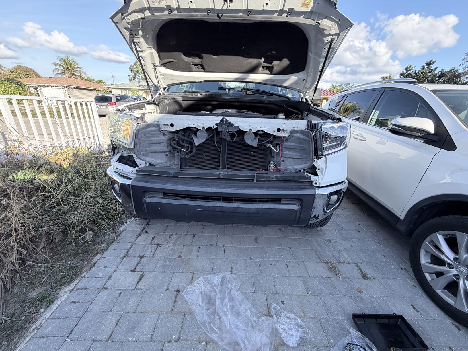 VLAND Projector Led Headlights Compatible with Toyota Tundra 2014-2019 w/Sequential Turn Signal, Chrome, passenger&driver Side customer photo 1