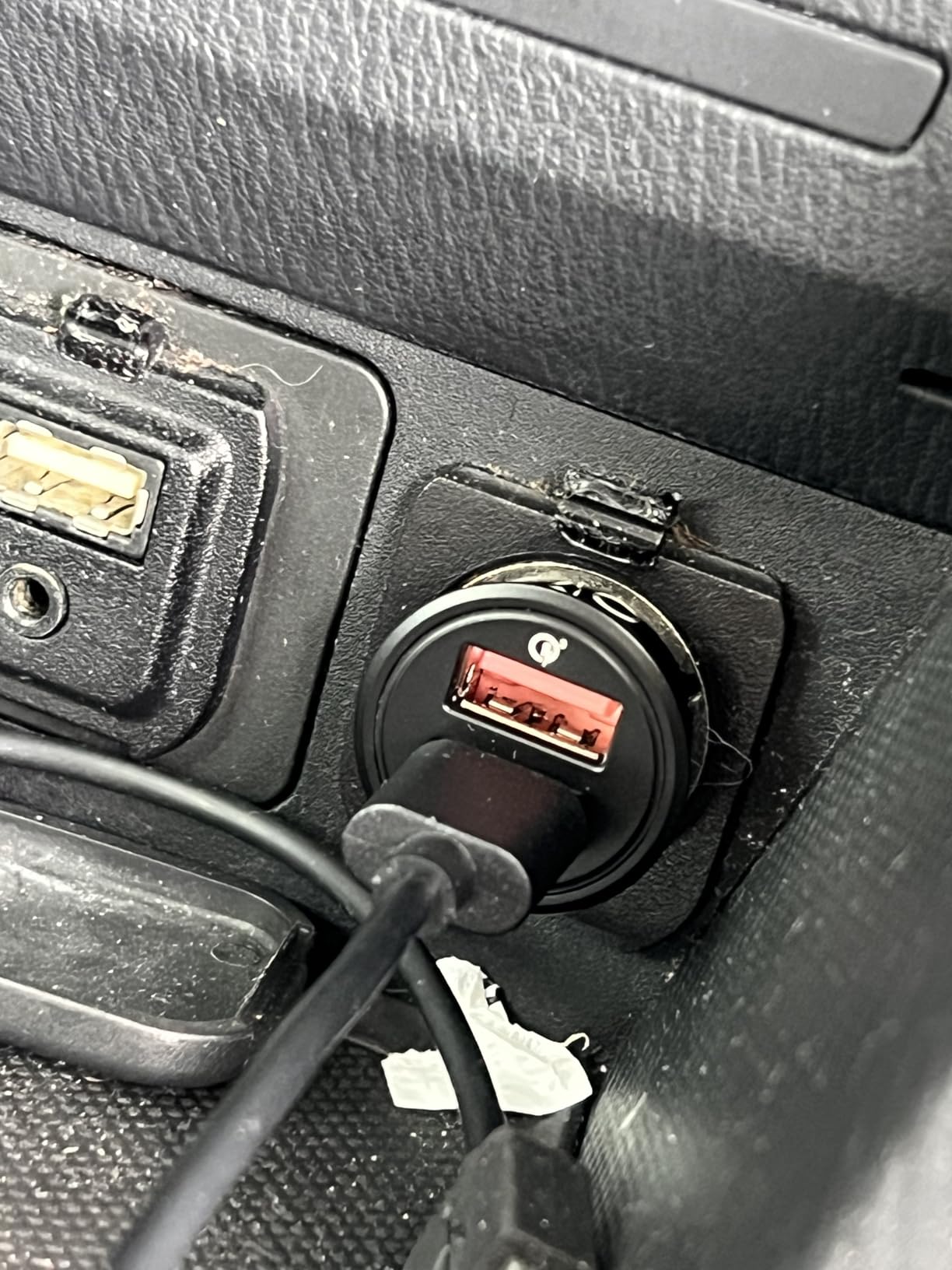 AINOPE USB Car Charger Adapter 45W, Cigarette Lighter USB Charger, Fast Car Charger for Android, [All Metal & Mini] QC 3.0 USB Adapter for iPhone 17 Pro Max 16e 16 15 14 13 12 11 Pro Samsung S26 S25 customer photo 1