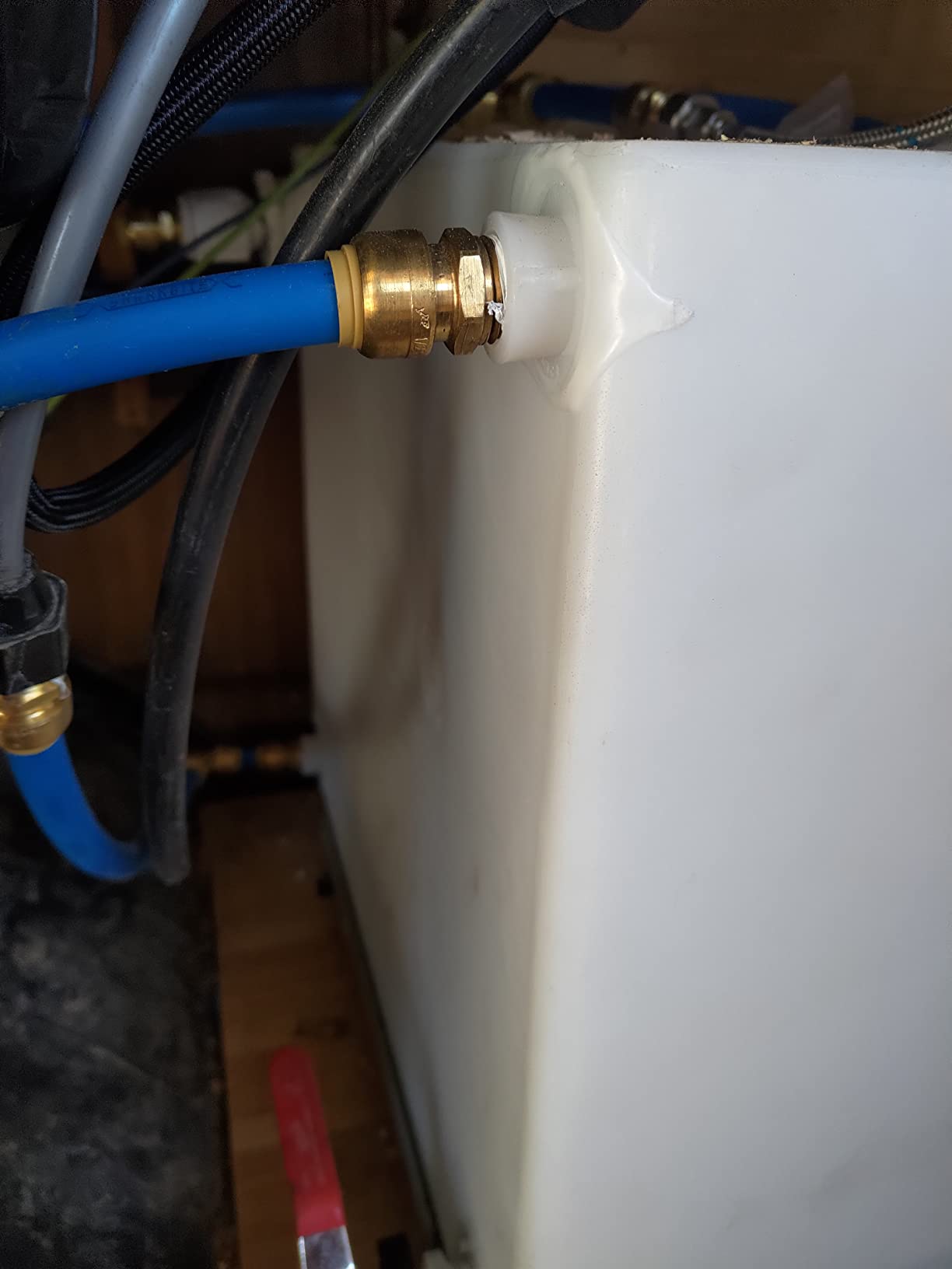 Class A Customs | T-5500 | 55 Gallon Fresh Water Holding Tank customer photo 2