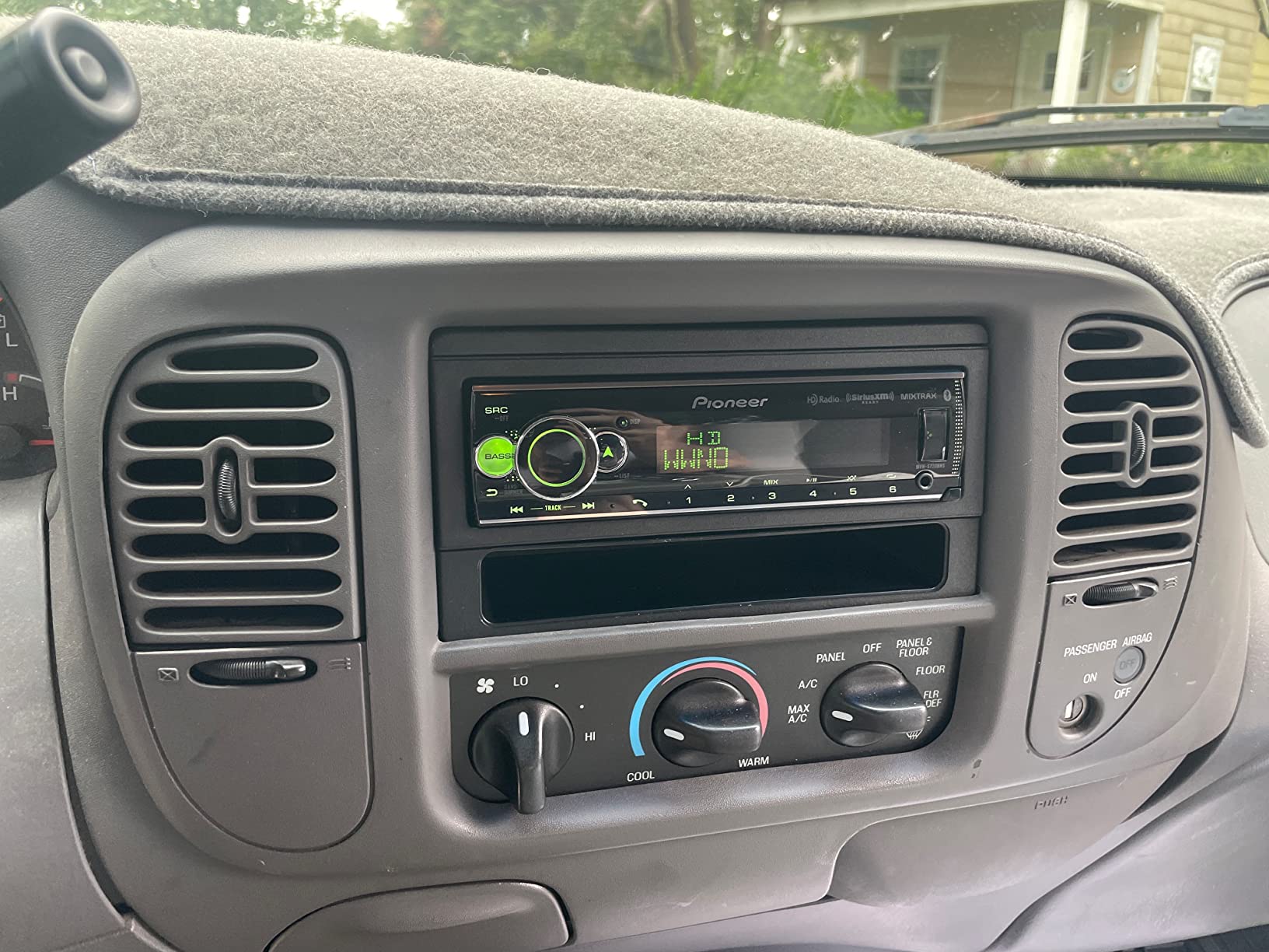 Pioneer MVH-S720BHS 1-Din Digital Media Receiver - Bluetooth, SiriusXM, Color Change, HD Radio, USB, FLAC, Voice Control, 50W x 4 Output, 13-Band EQ, AM/FM Radio customer photo 1