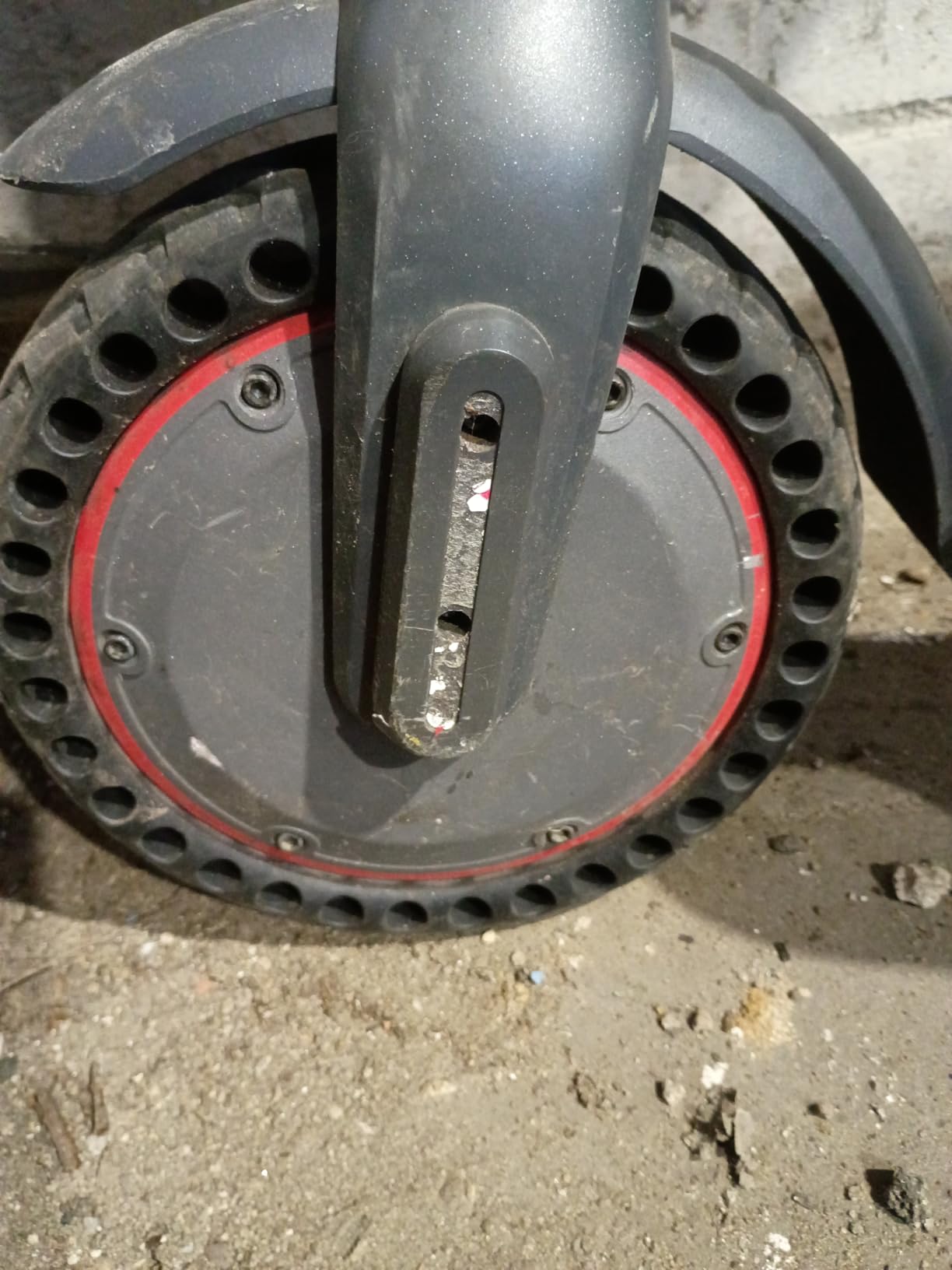 Z-FIRST Solid Tires 8.5 Inches Electric Scooter Wheels Replacement Tire 8-1/2'' Front or Rear Honeycomb Tires for Xiaomi Mijia M365, Gotrax GXL V2 and More (1) customer photo 2