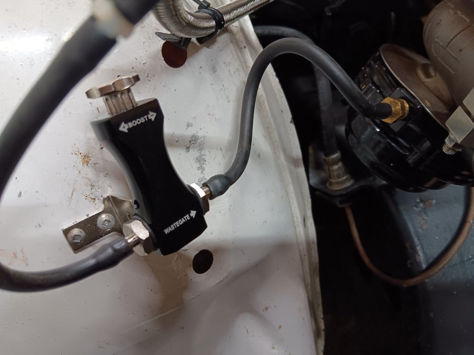 Universal Aluminum Adjustable Turbo Manual Boost Controller Fit All Cars Black customer photo 1