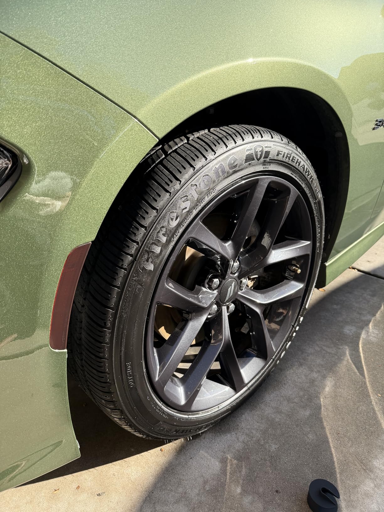 Adam's Tire Shine 16oz - Tire Dressing Spray with Added SIO2 for Rubber Protection, Gives A Glossy Wet Look & No Sling customer photo 2