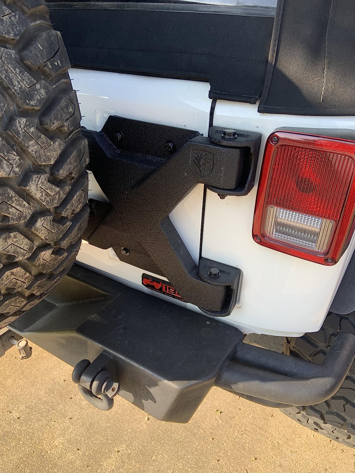 Tyger Auto TG-TR8J84078 Oversize Tire Carrier Kit Compatible with 2007-2018 Jeep Wrangler JK (Not for JL) | Textured Black Fits up to 37inch Spare Tire customer photo 1