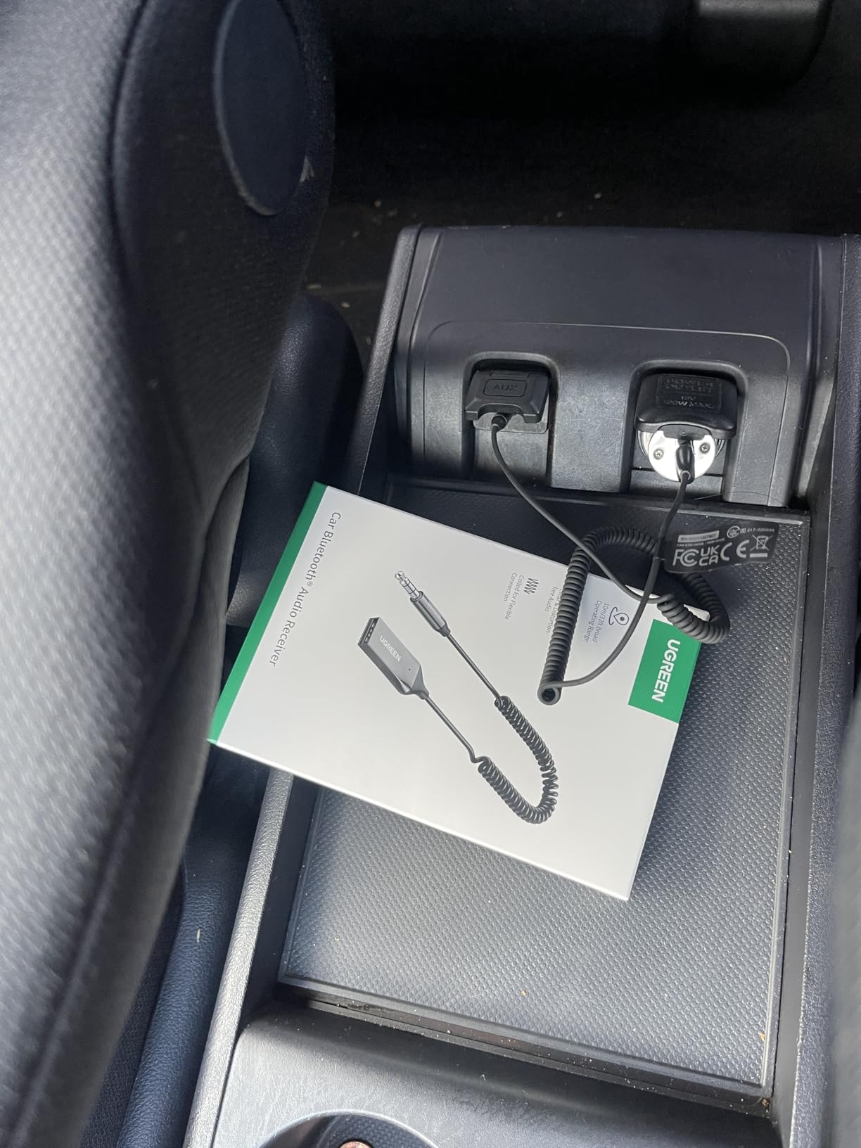 UGREEN Aux to Bluetooth 6.0 Adapter 3.5mm Bluetooth Receiver for Car USB 2.0 to 3.5mm Jack Kit with Built-in Microphone Aux Input for Hands-Free Calls customer photo 1