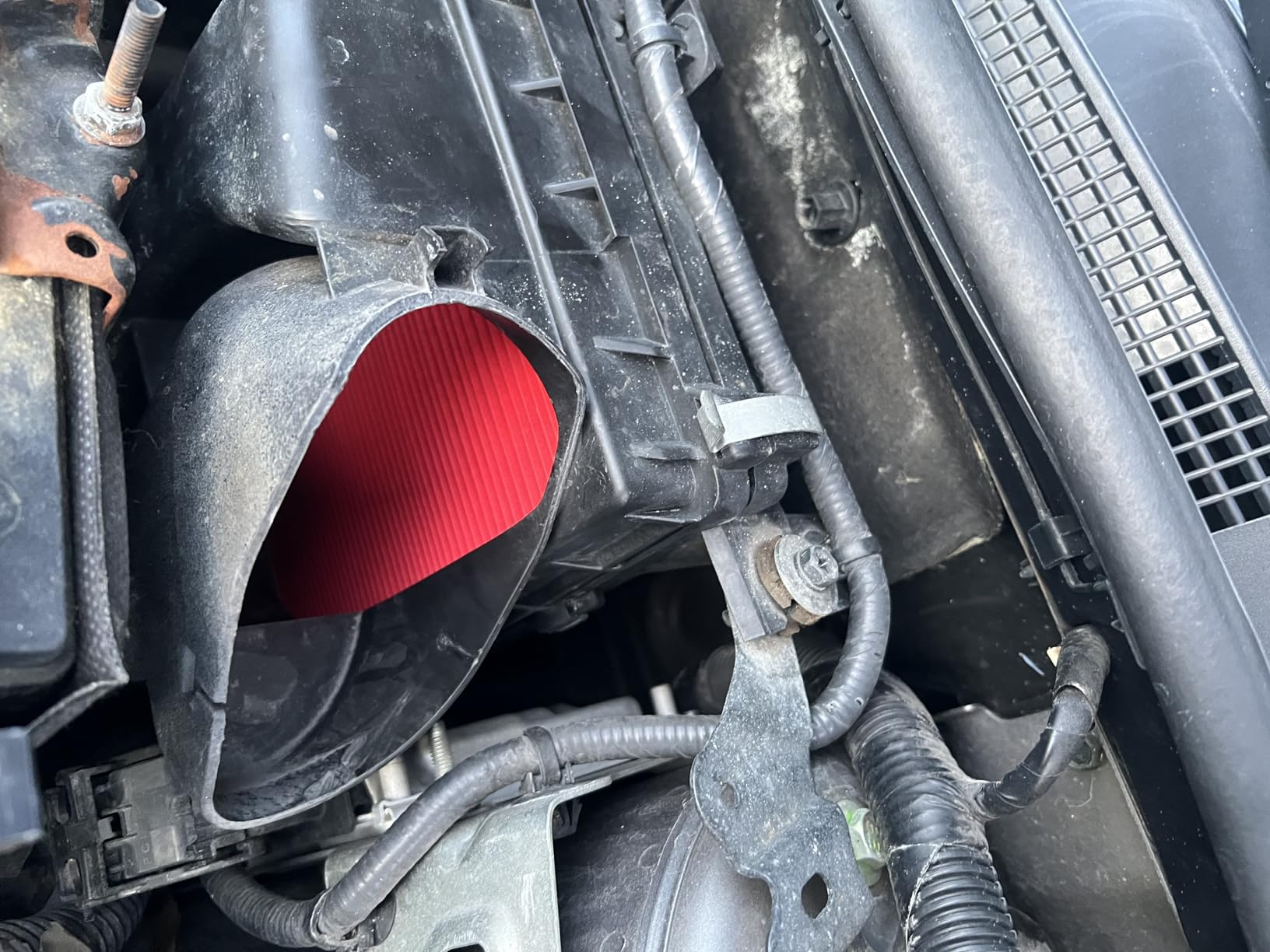 Spearhead Max Thrust Engine Air Filter Replacement | Fits 2011-2016 Silverado & Sierra 2500HD/3500HD 6.6L V8 Diesel | OEM Fit & High Dust Holding Capacity (MT-033) customer photo 1