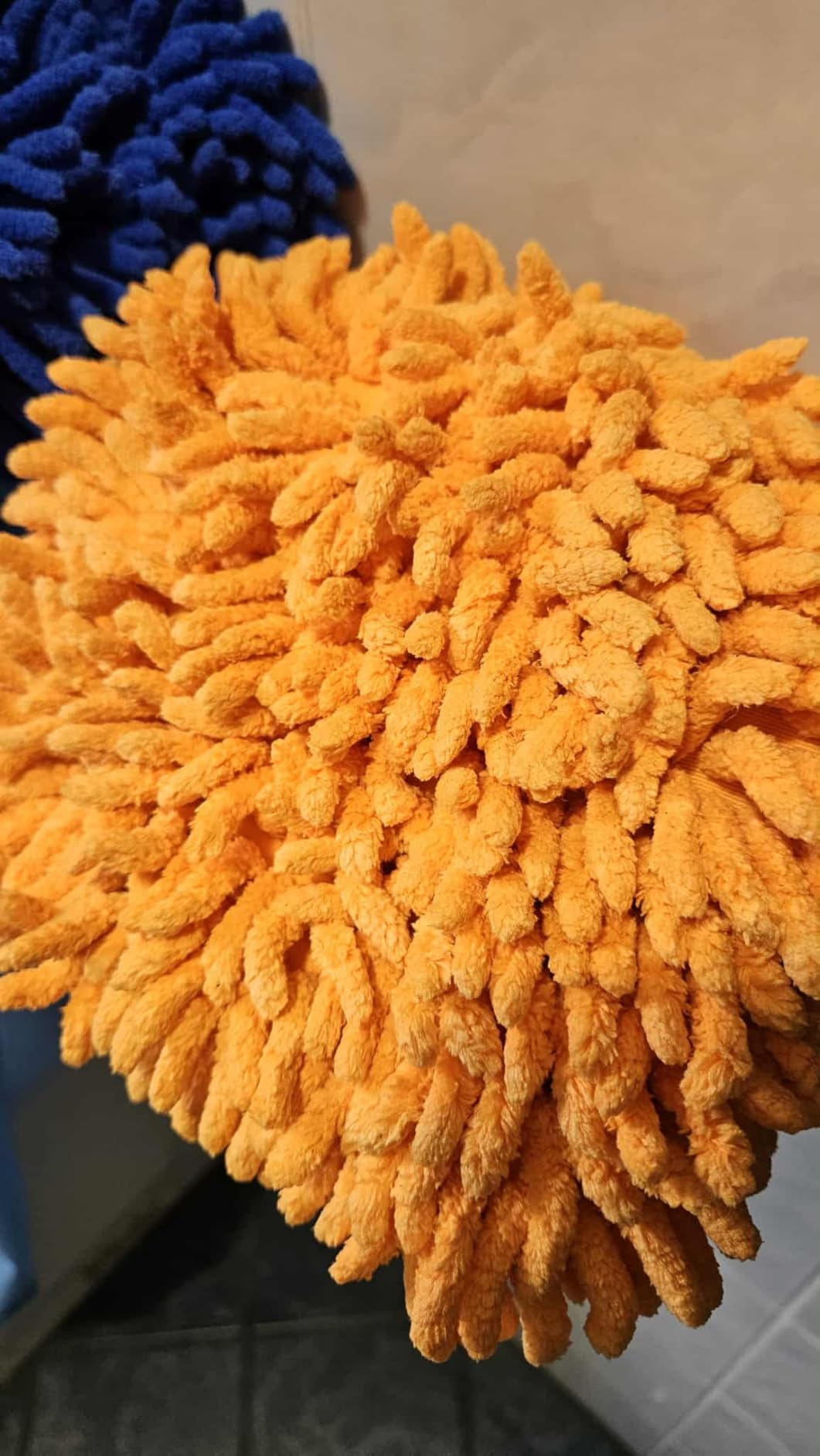 Armor All Car Wash Kit, Includes Car Wash Soap, Wash Mitt & Microfiber Towel (3 Piece Kit) customer photo 2