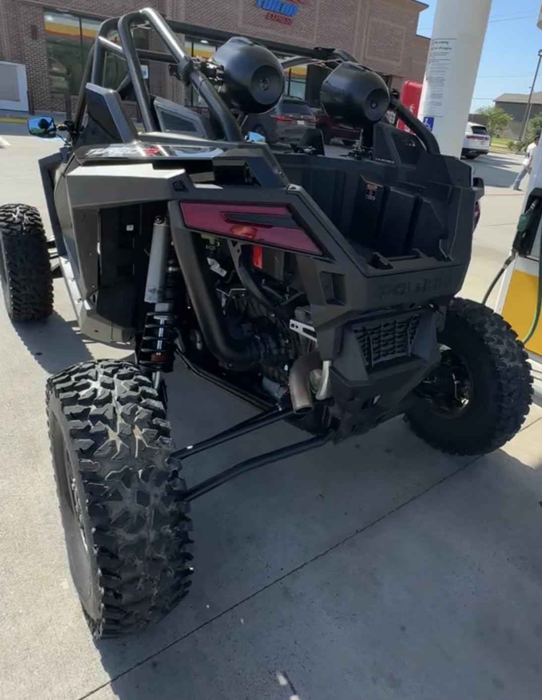 Rockville RWB90B Pair 300W 8