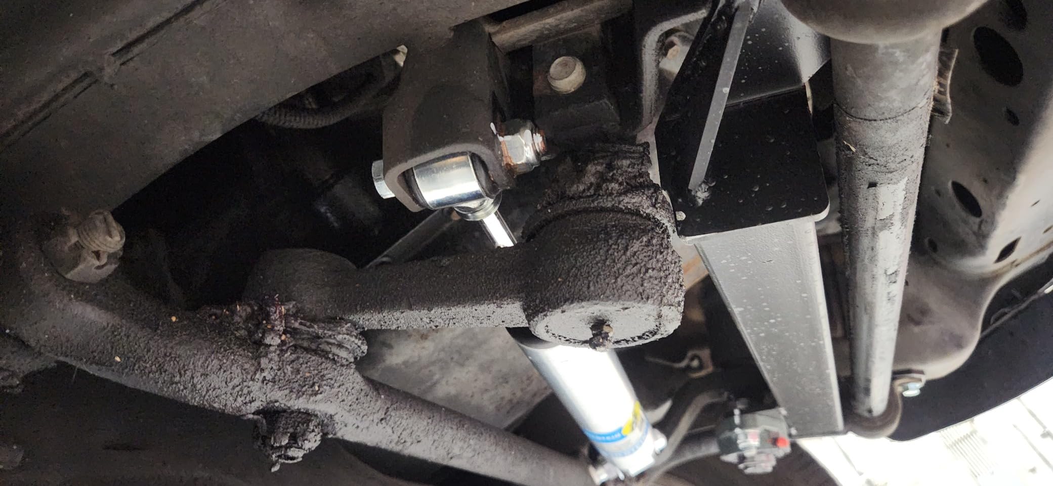 Bilstein 5100 Series Front Steering Damper for 18-20 Jeep Wrangler (33-292984) customer photo 1