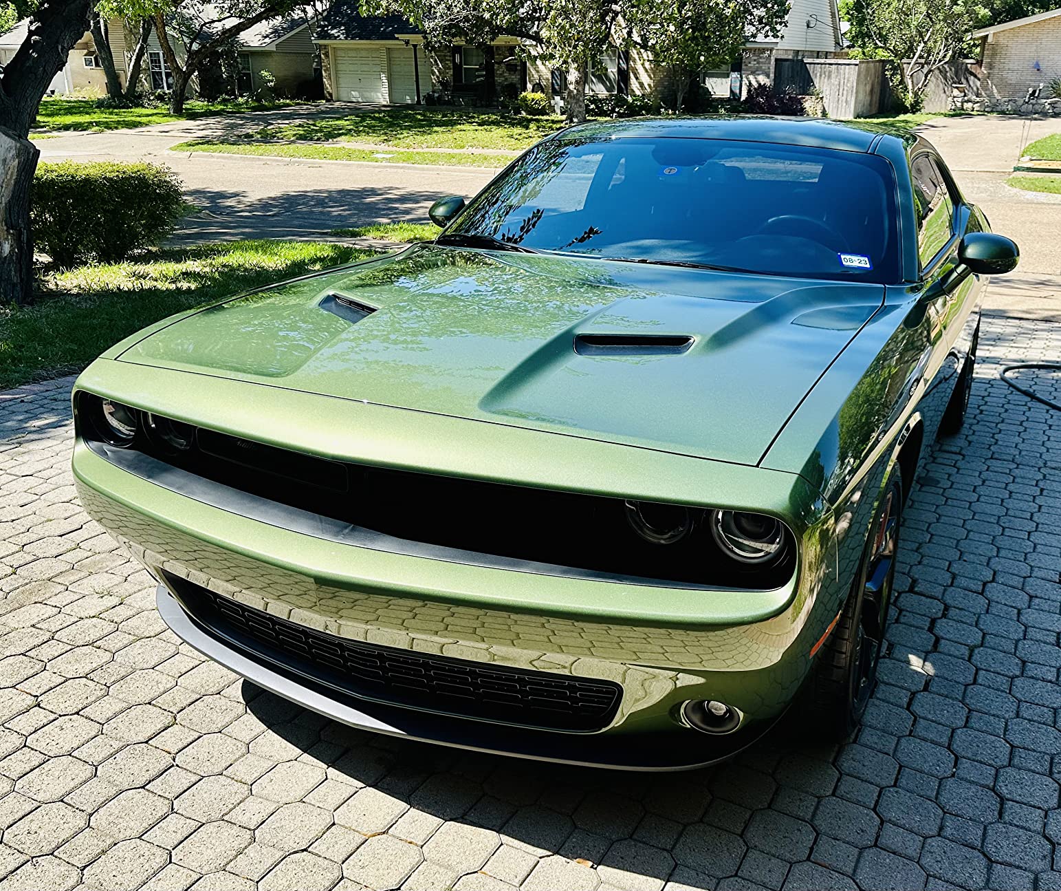 Chemical Guys Chenille Premium Scratch-Free Microfiber Wash Mitt for Car Washing - Lime Green, Ultra-Soft Car Wash Glove, Swirl-Free Finish, Safe for Trucks, SUVs, Motorcycles, and More customer photo 1