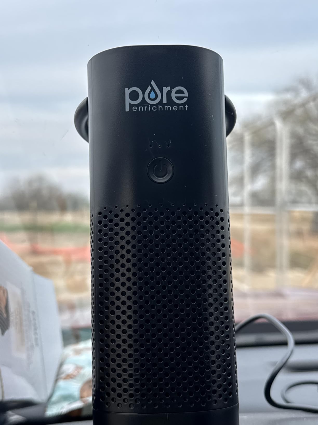 Pure Enrichment PureZone Mini Portable Air Purifier | Cordless Design Helps Eliminate 99.97% of Dust, Odors & Allergens Close to You; Ideal for Cars, School & Office (Black) customer photo 1