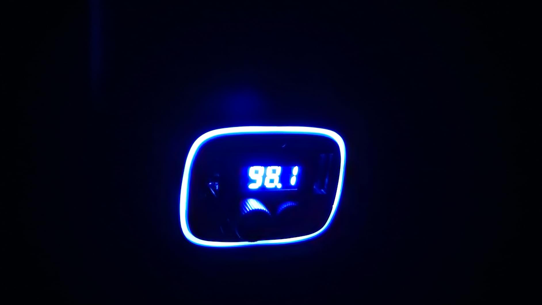 LIHAN USB C Bluetooth 5.4 Car Adapter, Wireless Upgrade Audio System for Non-Bluetooth Vehicles, FM Radio Transmitter, 48W Fast Charging, Stable Hands-Free Calling, MP3 Music Player customer photo 1