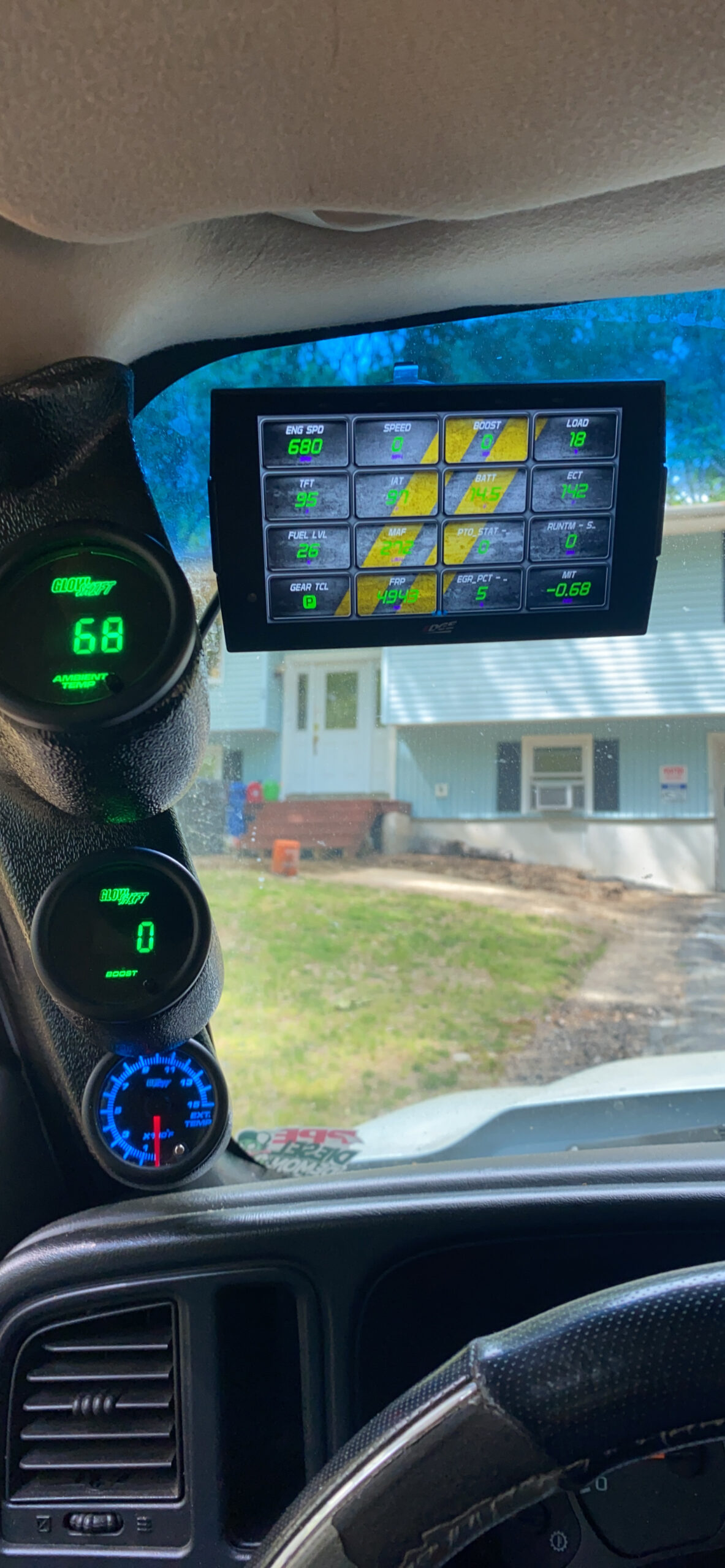 Krazy On Highways Edge Insight CTS3 Digital Gauge, Compatible with 1996 & Up OBD-II Vehicles. 84130-3 customer photo 1