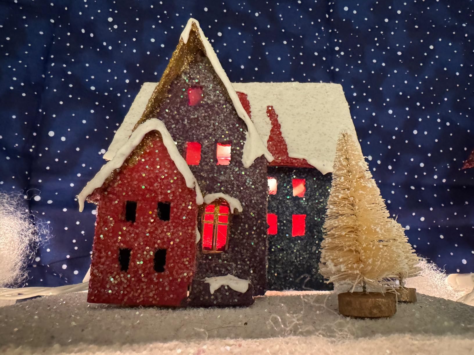 2PACK Razor Blade Scraper, 2-in-1 Scraper Tool with 12Pcs Plastic Blades and 7Pcs Metal Blades, Multi-Purpose Cleaning Razor Scraper for Decals, Stickers, Labels, Caulk, Adhesive, Paint Removal customer photo 1