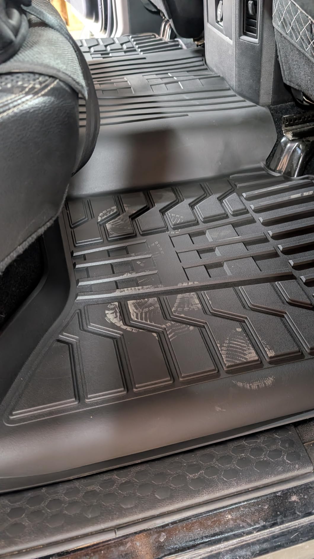 LASFIT Floor Mats 2013-2018 for Dodge Ram 1500/2500/3500 Crew Cab, 2019-2024 for Dodge Ram 1500 Classic Crew Cab 4 Full Size Doors All Weather TPE Custom Fit Car Mats Floor Liners 1st & 2nd Row, Black customer photo 1